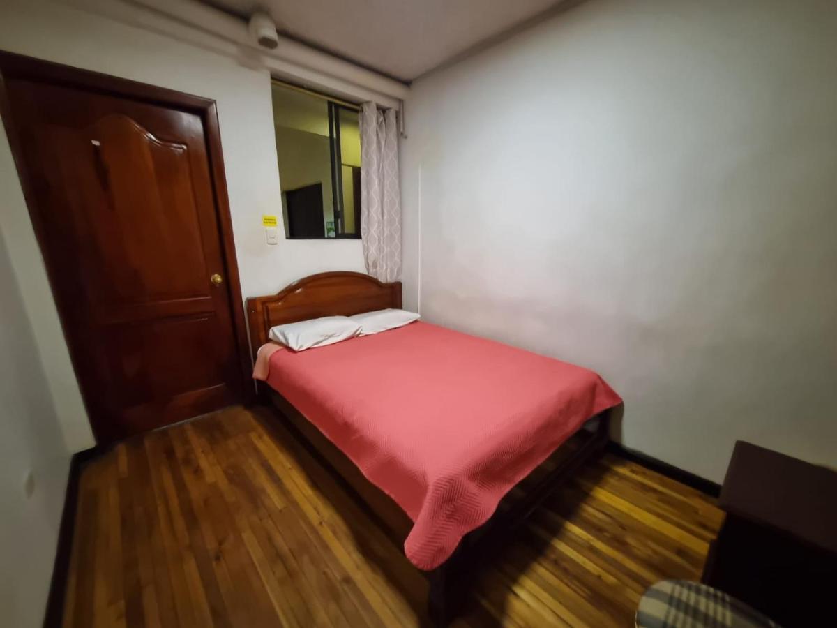 Hostal Alborada Cuenca Exterior foto